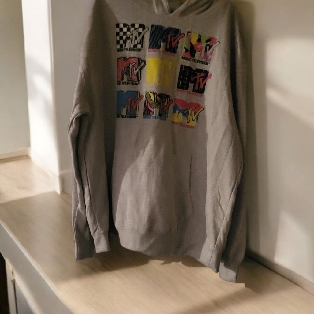 MTV Multicolor Graphic Crewneck Sweater
